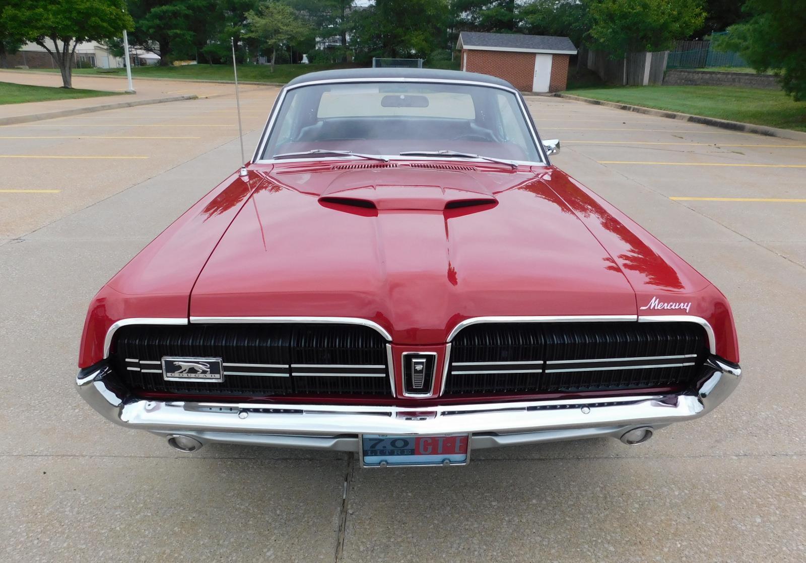 Mercury-Cougar-1968-coupe-9