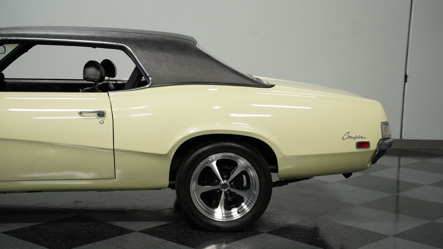 Mercury-Cougar-1969-Coupe-21