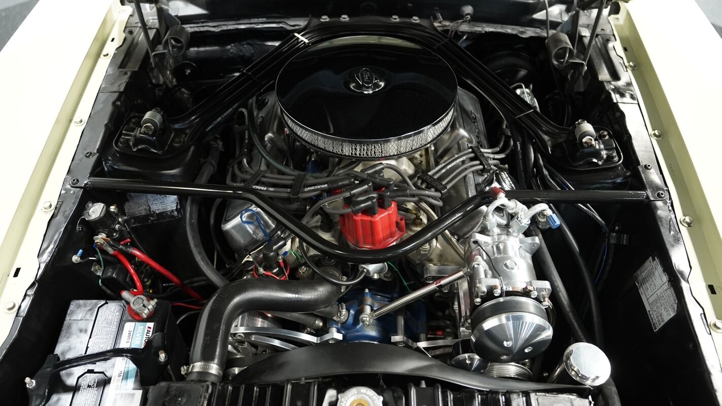 Mercury-Cougar-1969-Coupe-3
