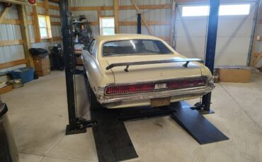 Mercury-Cougar-1969-green-1