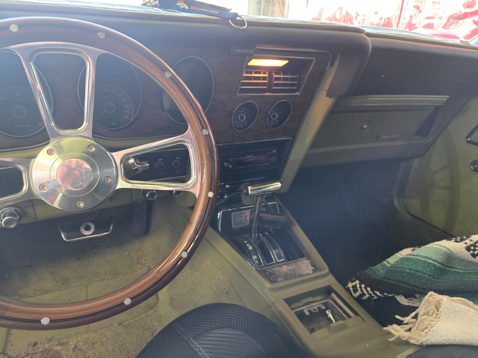 Mercury-Cougar-1973-Coupe-10
