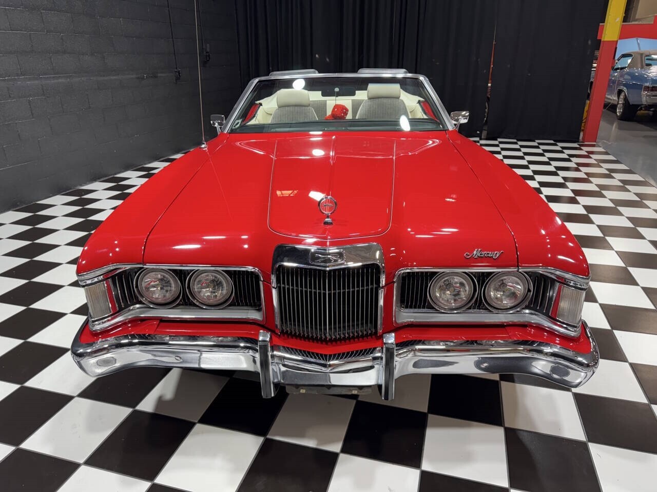 Mercury-Cougar-1973-Coupe-13