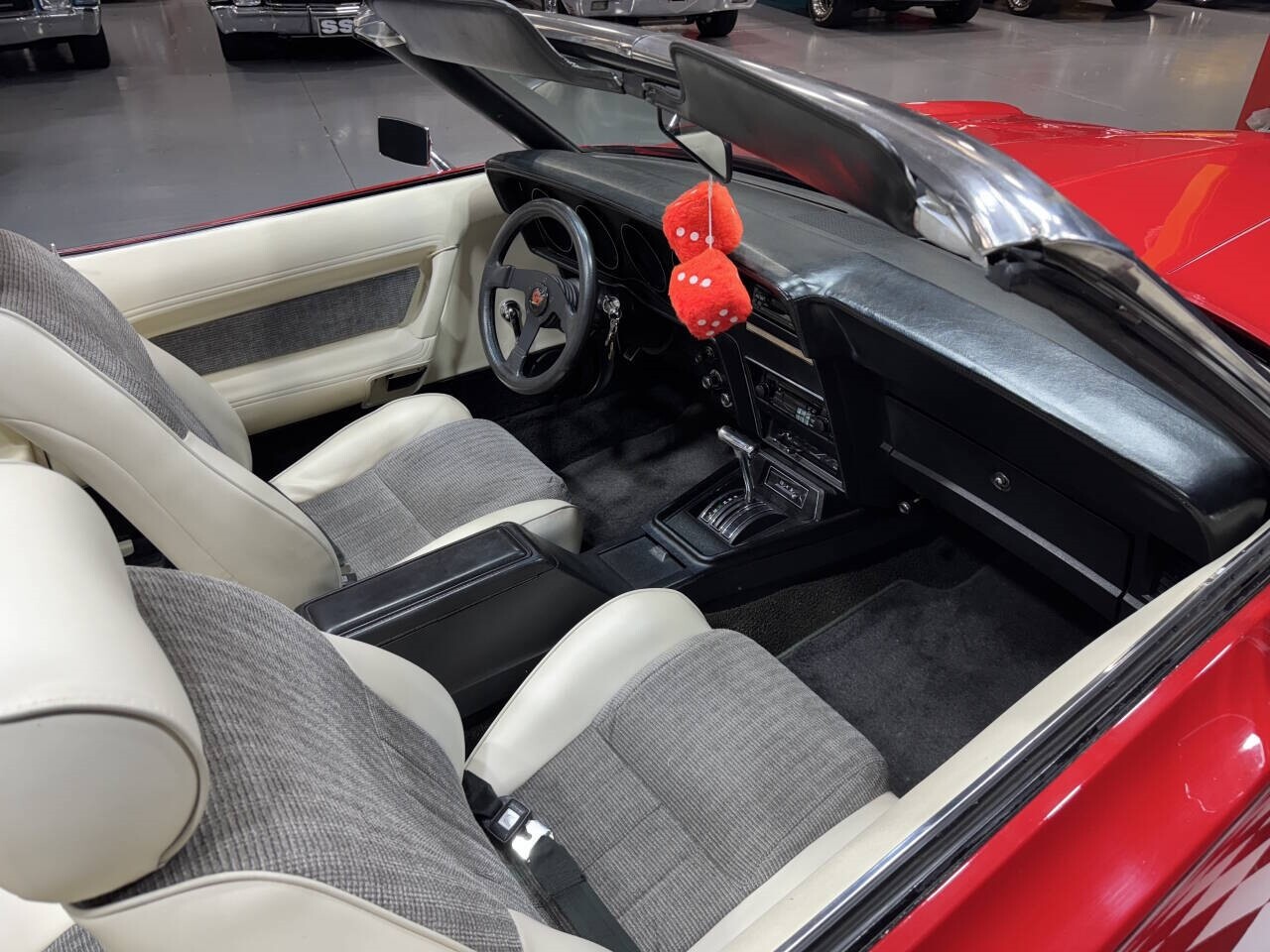 Mercury-Cougar-1973-Coupe-28