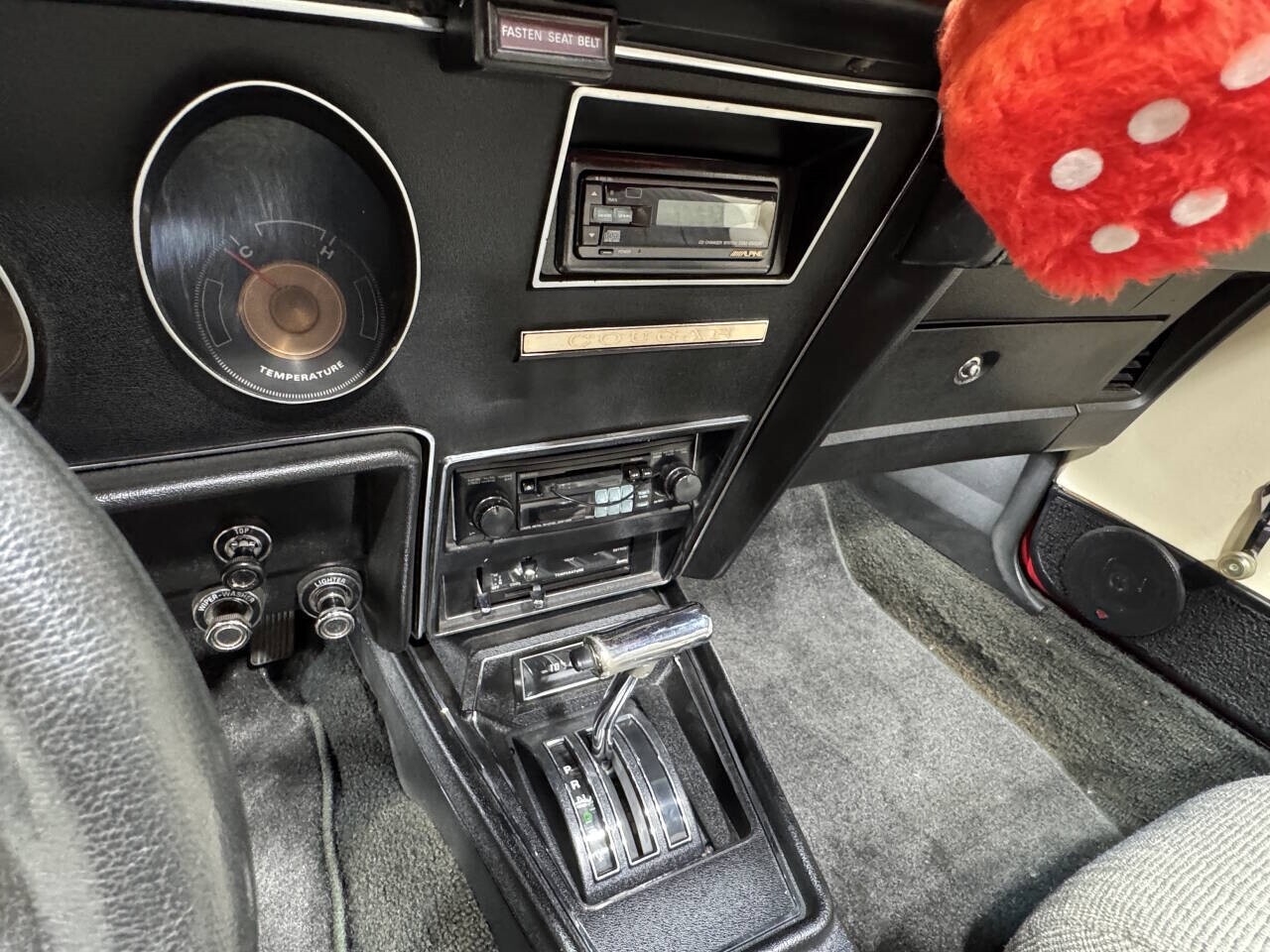 Mercury-Cougar-1973-Coupe-39
