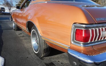 Mercury-Cougar-1976-Coupe-10