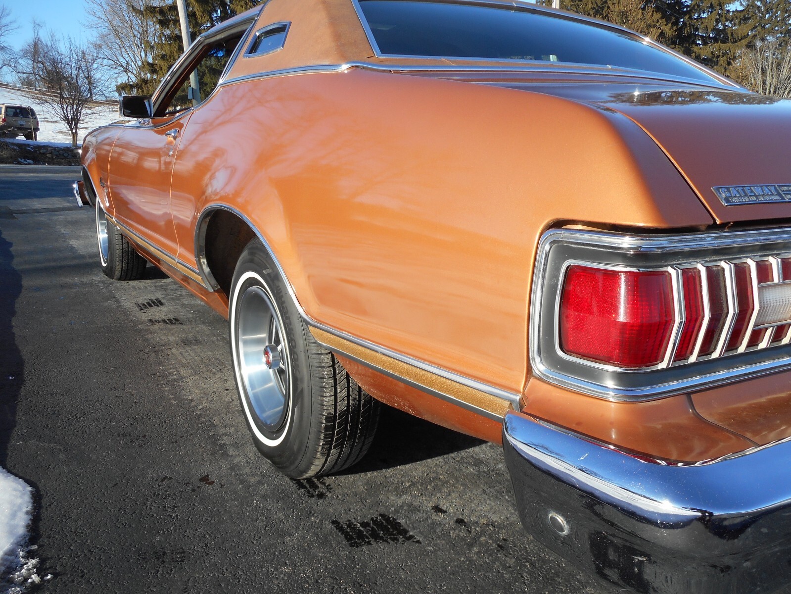 Mercury-Cougar-1976-Coupe-10