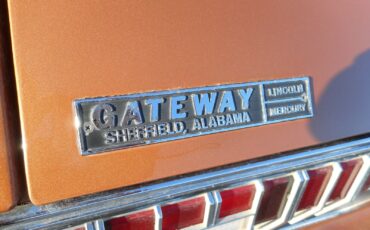 Mercury-Cougar-1976-Coupe-17