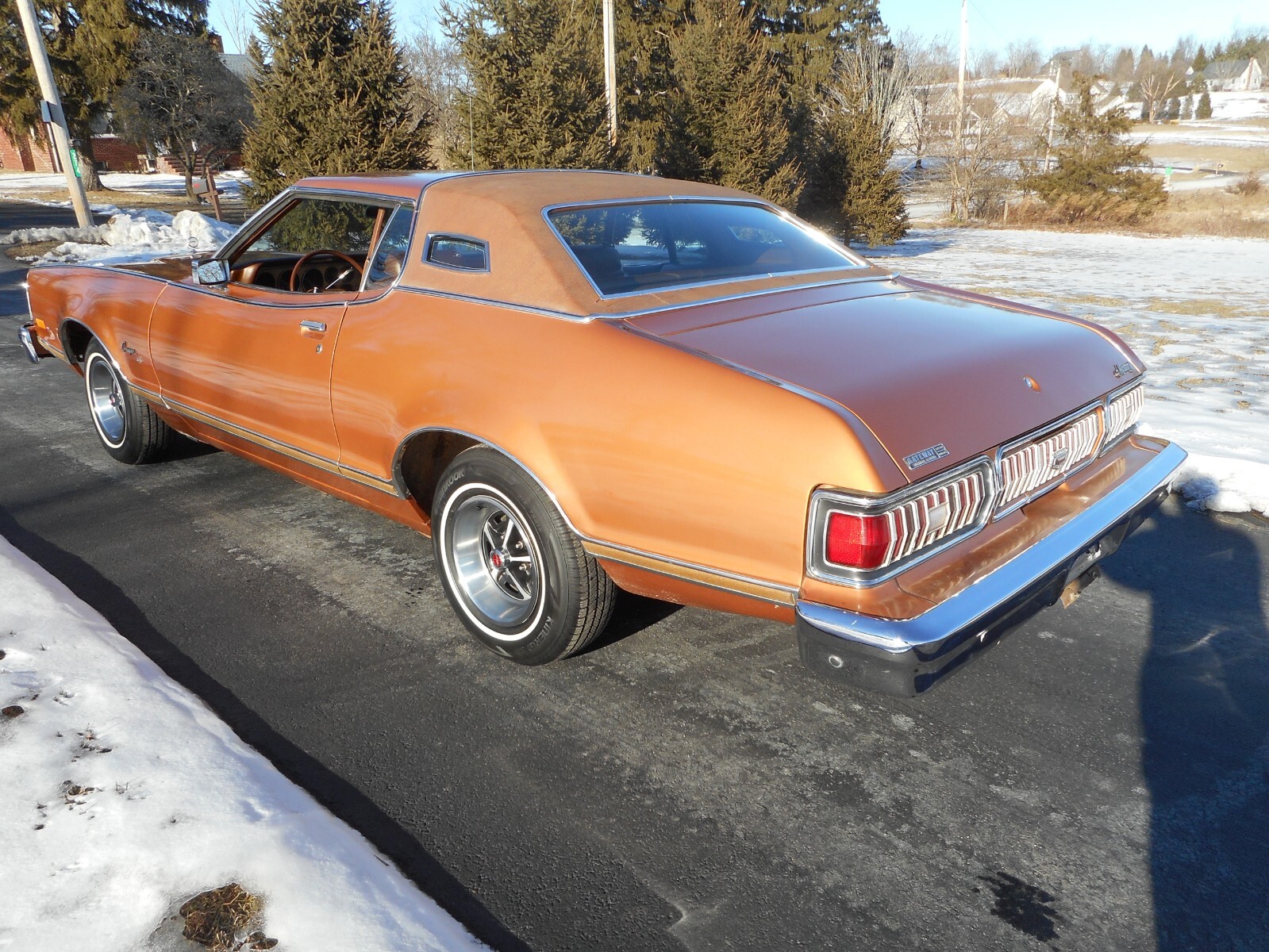 Mercury-Cougar-1976-Coupe-2