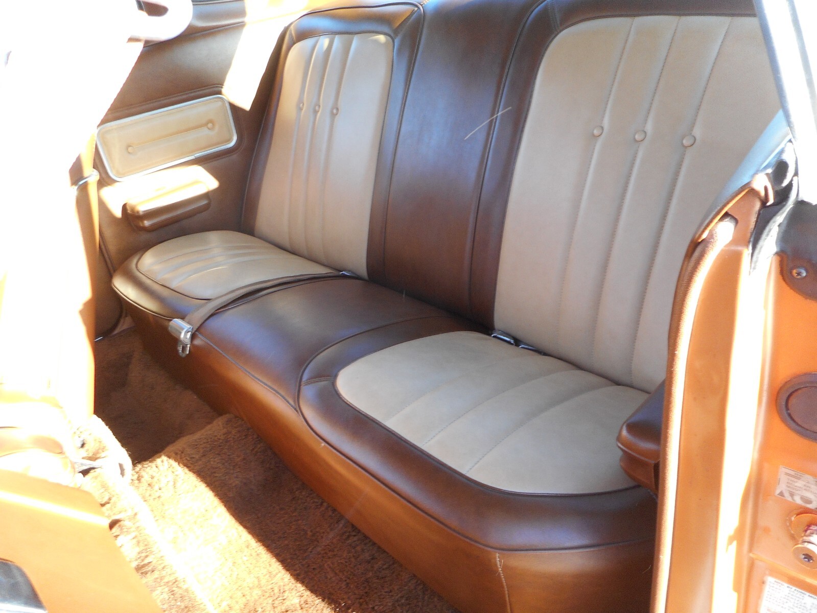 Mercury-Cougar-1976-Coupe-23