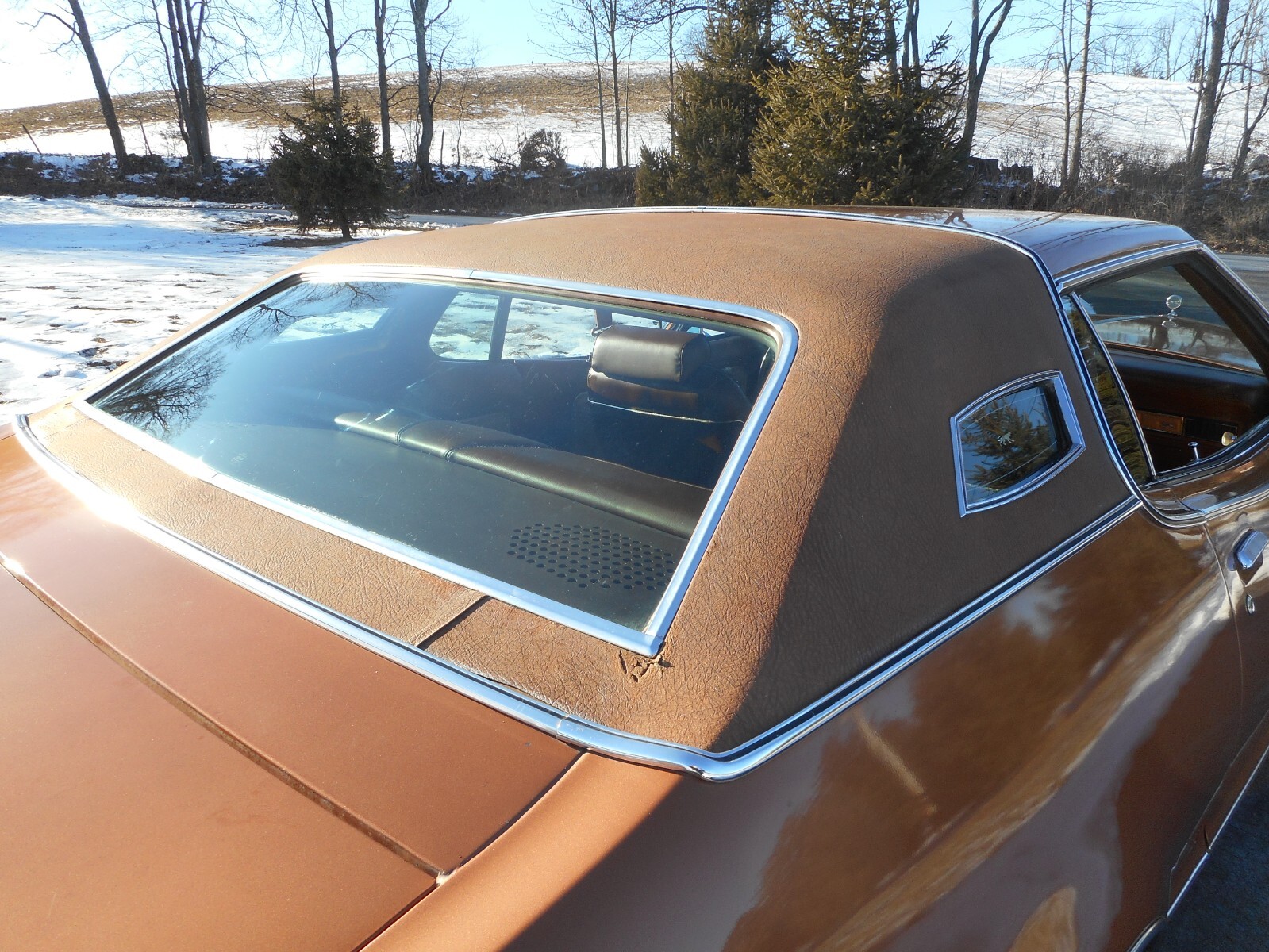 Mercury-Cougar-1976-Coupe-30