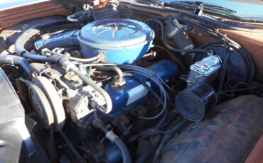 Mercury-Cougar-1976-Coupe-37