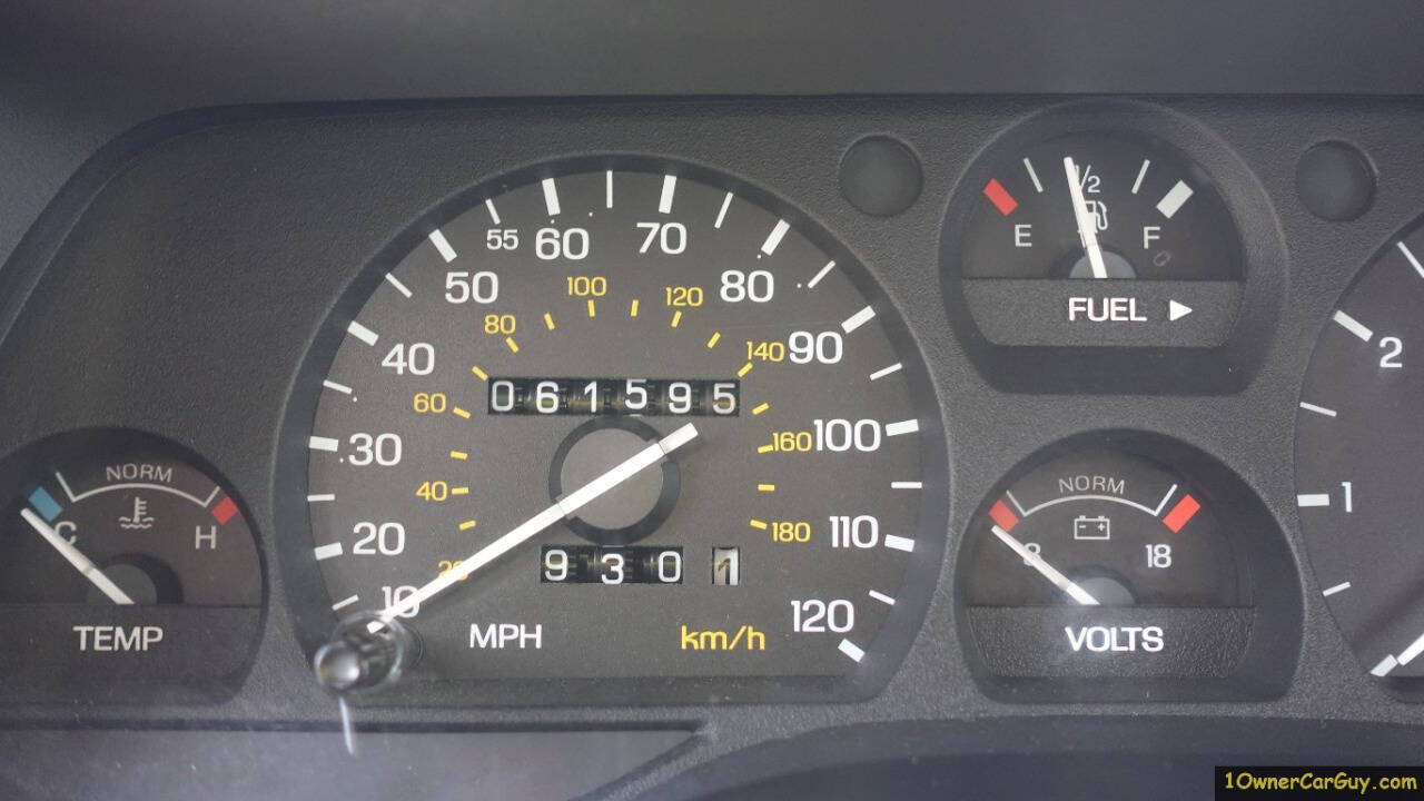 Mercury-Cougar-1992-Coupe-4