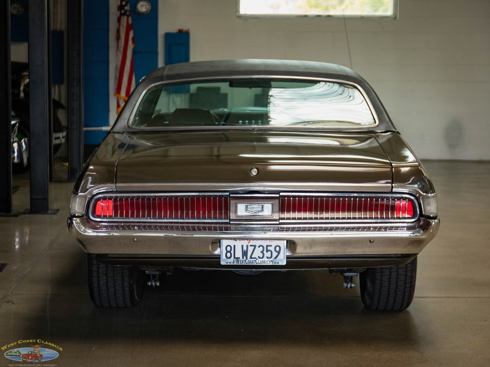 Mercury-Cougar-XR7-428-CJ-1969-2-Door-Hardtop-16