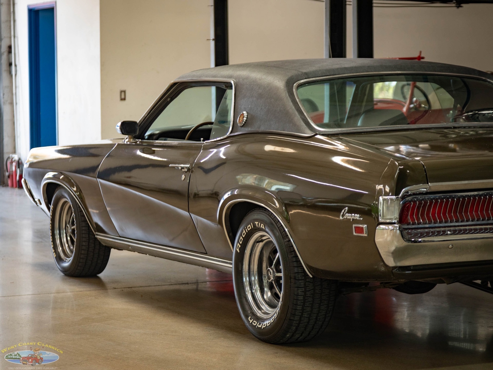Mercury-Cougar-XR7-428-CJ-1969-2-Door-Hardtop-21