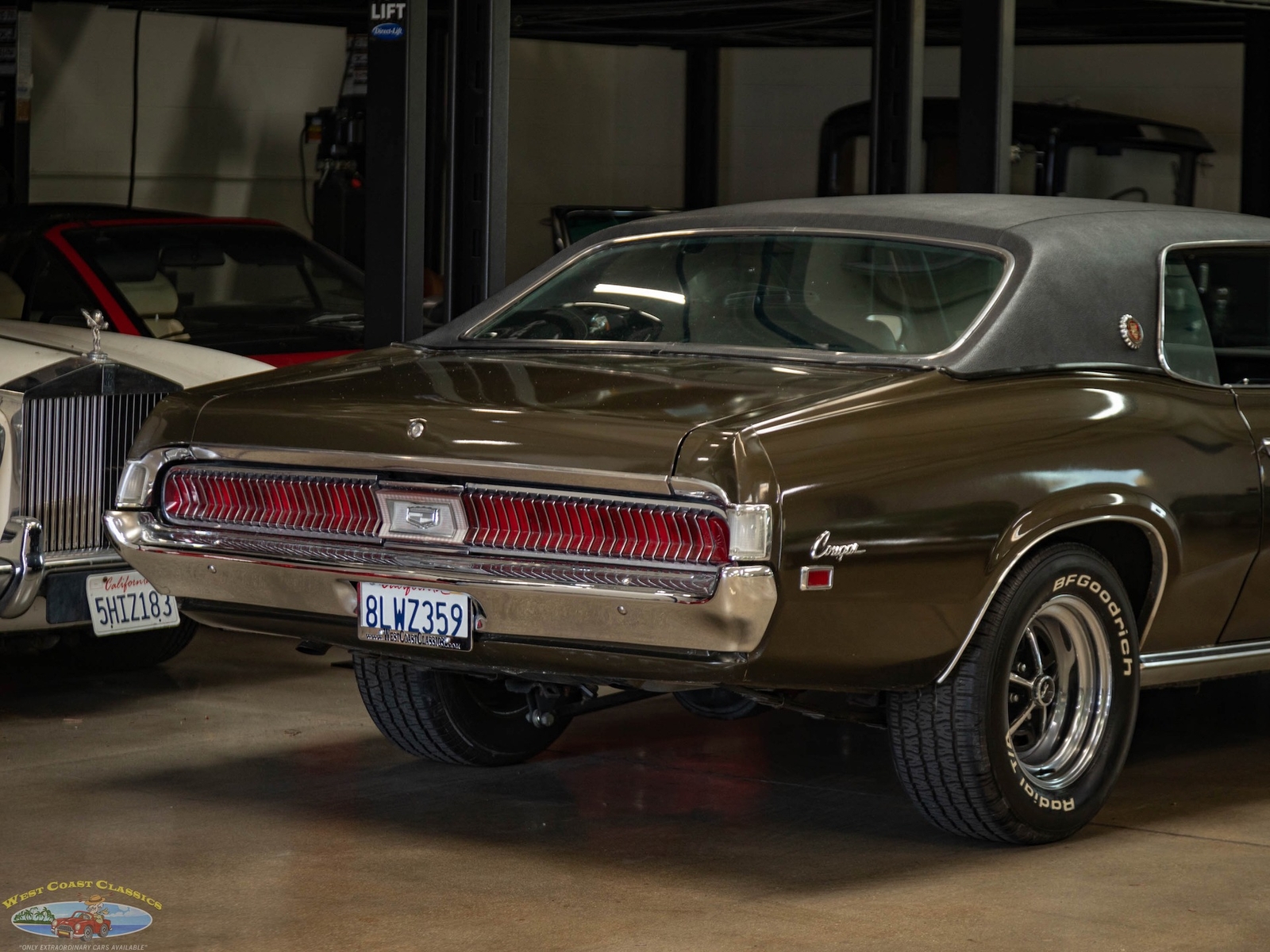 Mercury-Cougar-XR7-428-CJ-1969-2-Door-Hardtop-24