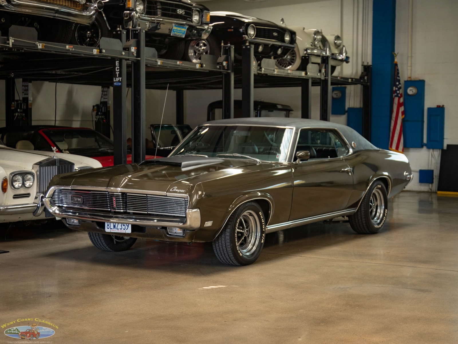 Mercury-Cougar-XR7-428-CJ-1969-2-Door-Hardtop