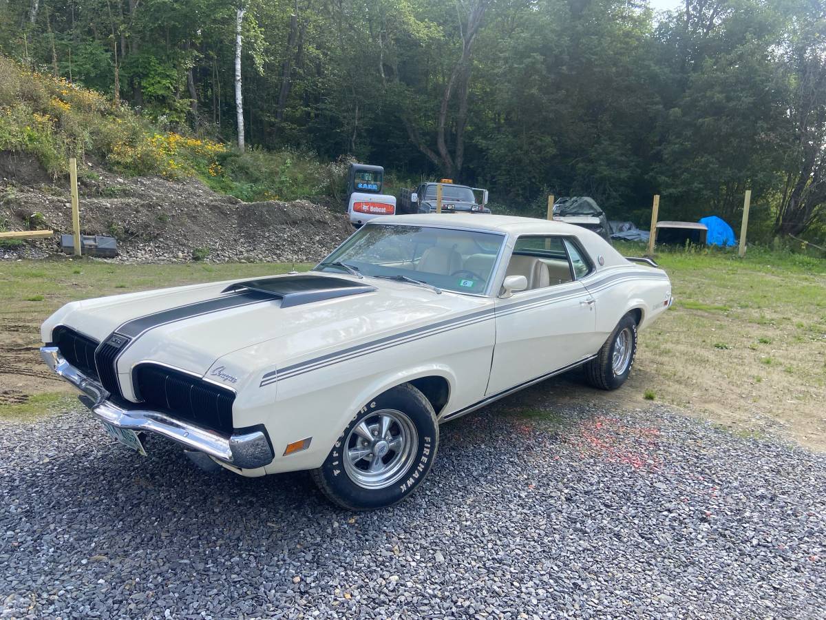 Mercury-Cougar-xr7-1970-white-2
