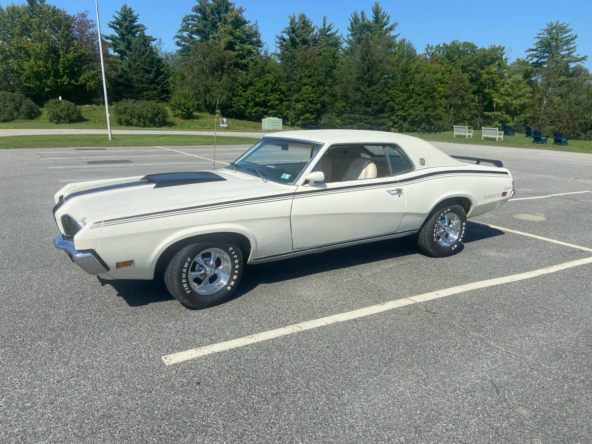 Mercury Cougar xr7  1970 white