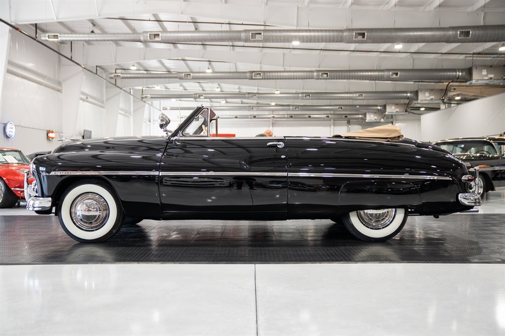 Mercury-Custom-1949-Convertible-2