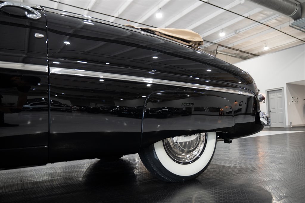 Mercury-Custom-1949-Convertible-30