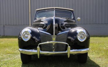 Mercury-Eight-1940-4-Door-9