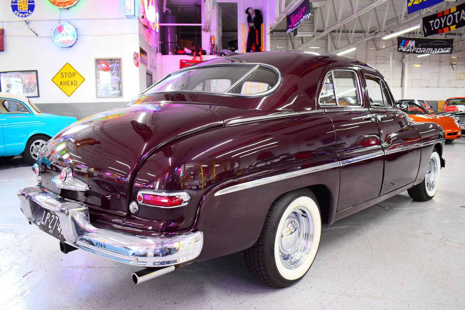 Mercury-Eight-1949-Sedan-10