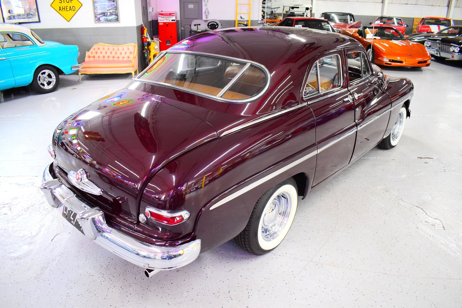 Mercury-Eight-1949-Sedan-11