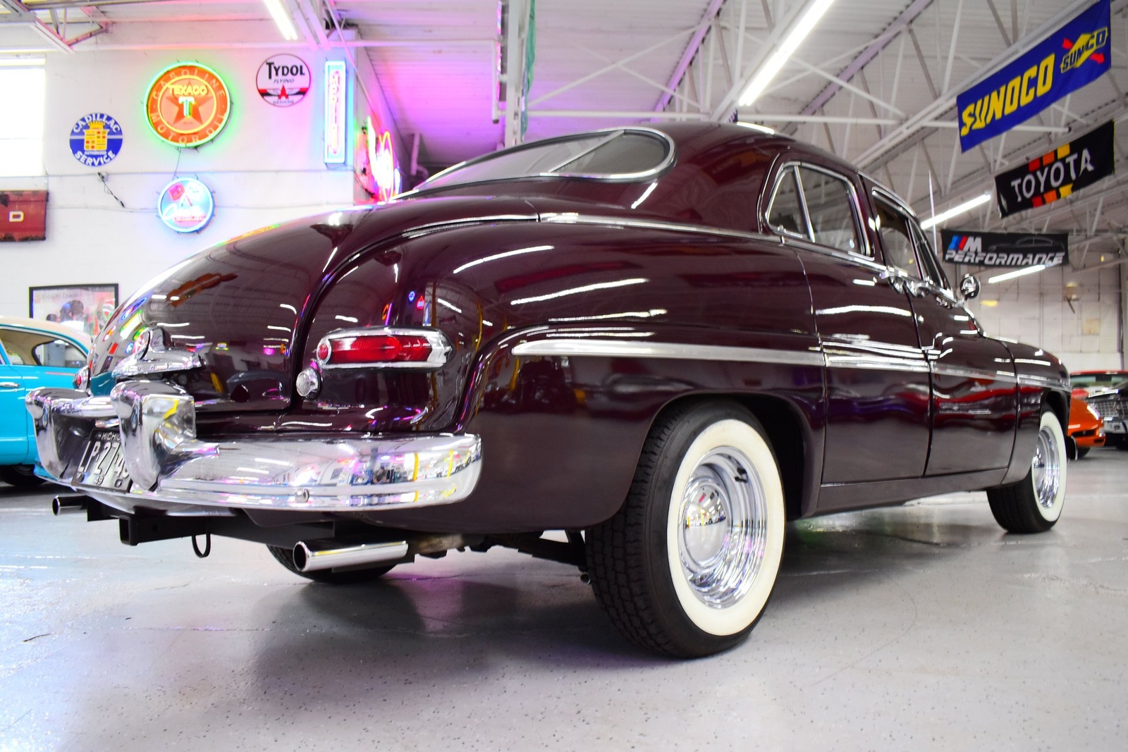 Mercury-Eight-1949-Sedan-12