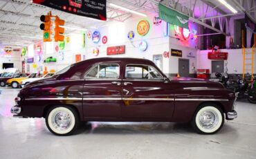 Mercury-Eight-1949-Sedan-3