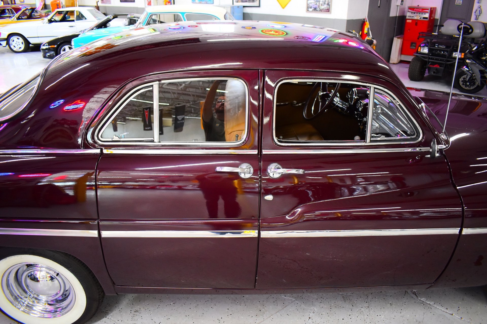 Mercury-Eight-1949-Sedan-5