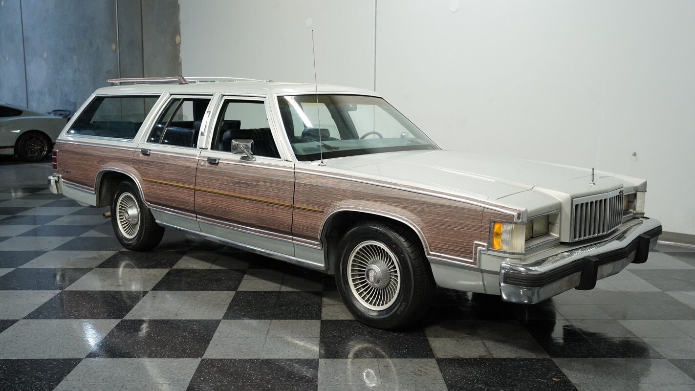 Mercury-Grand-Marquis-1987-Station-Wagon-13