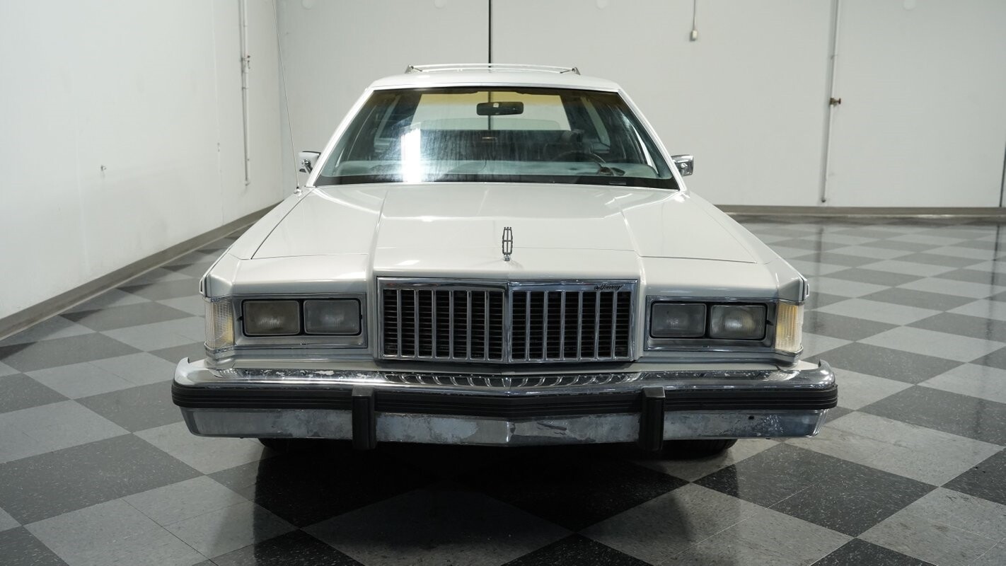 Mercury-Grand-Marquis-1987-Station-Wagon-15
