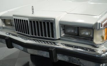Mercury-Grand-Marquis-1987-Station-Wagon-17