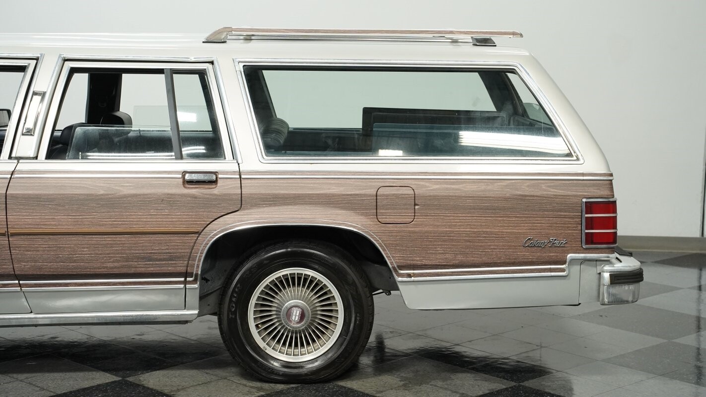 Mercury-Grand-Marquis-1987-Station-Wagon-20