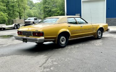 Mercury-Montego-1974-MUSEUM-QUALITY-1-OWNER-12