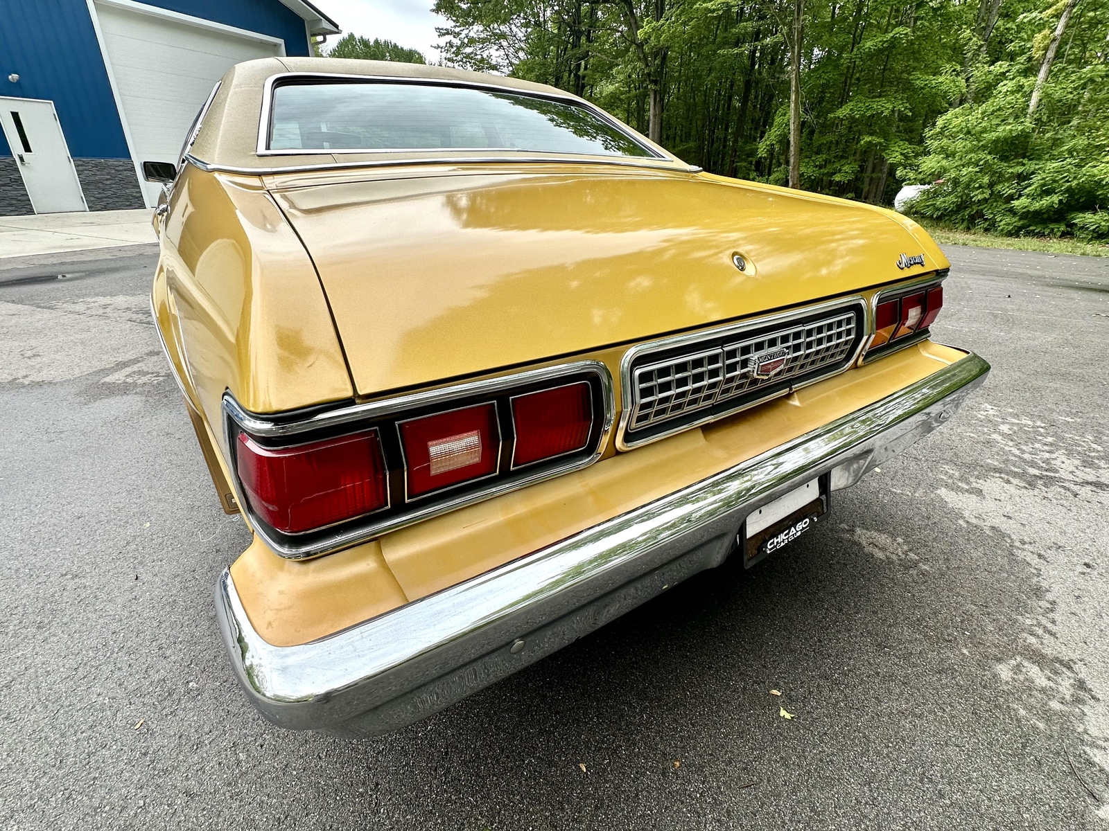 Mercury-Montego-1974-MUSEUM-QUALITY-1-OWNER-28
