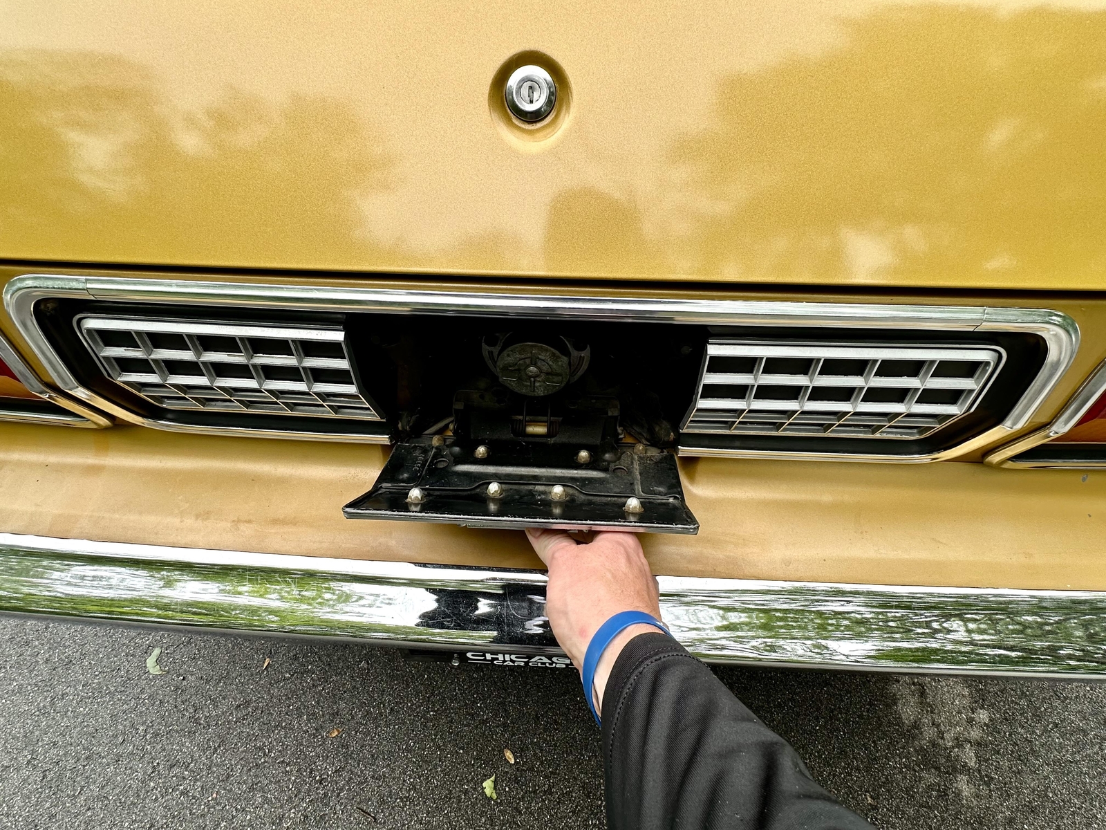 Mercury-Montego-1974-MUSEUM-QUALITY-1-OWNER-30
