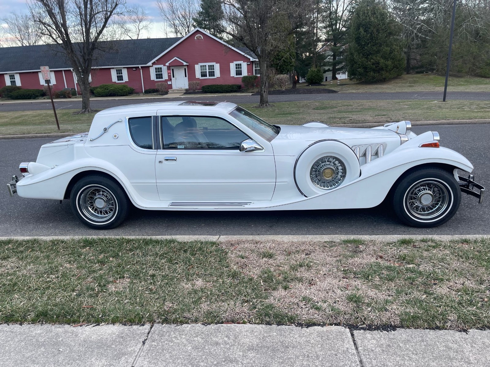 Mercury-Tiffany-Custom-Made-1986-Exotic-3
