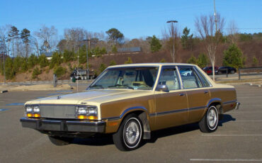 Mercury-Zephyr-1983-Sedan