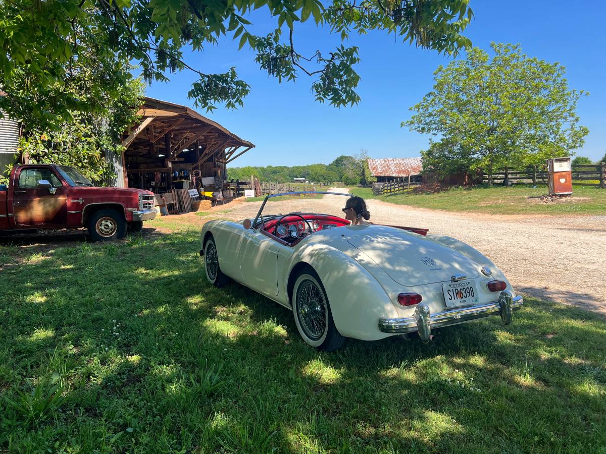 Mg-A-roadster-1962-white-2