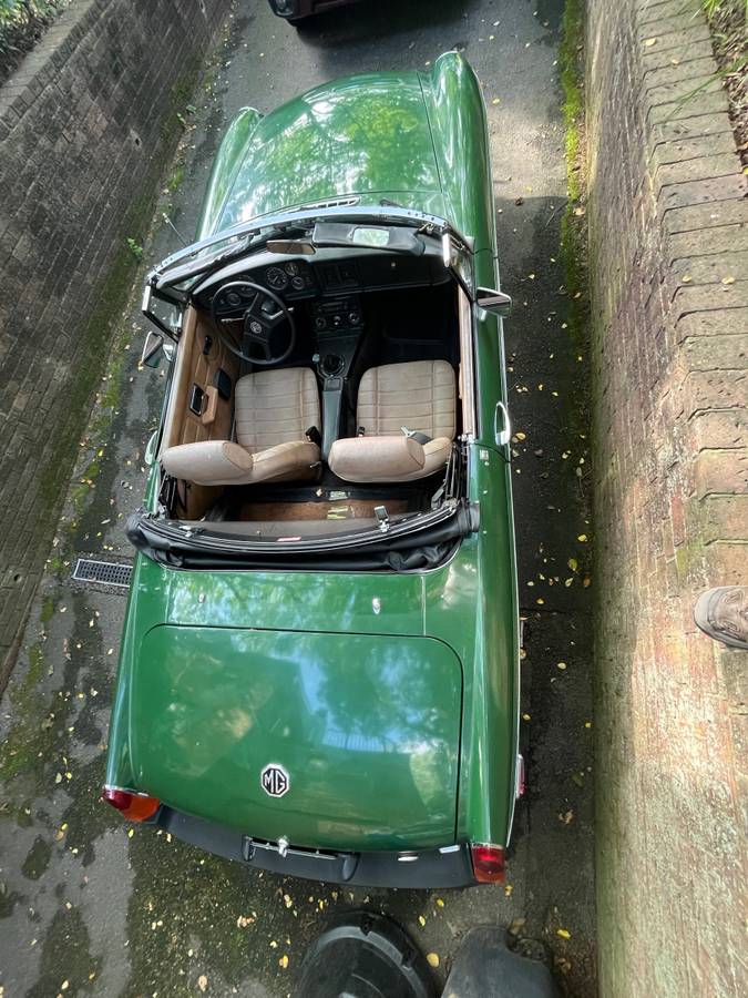 Mg-B-convertible-1979-green-4