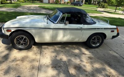Mg B convertible  1979 white