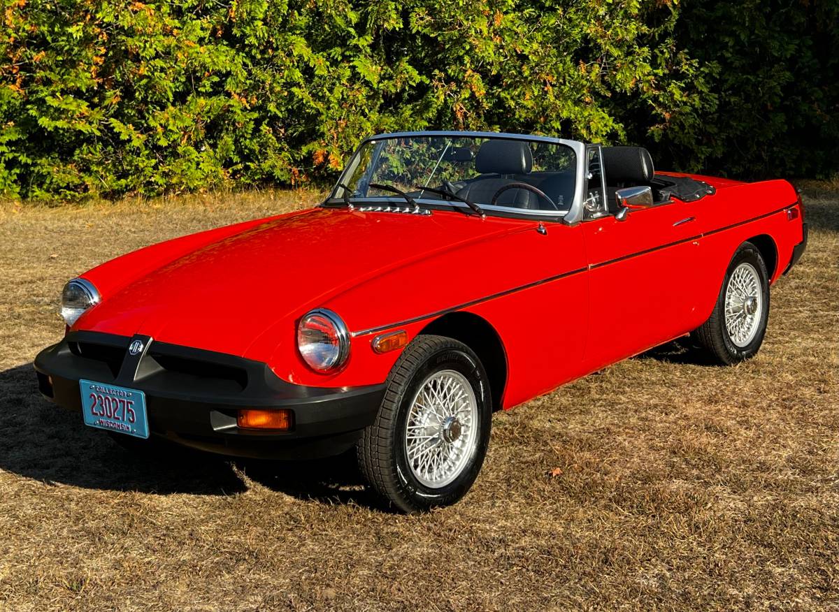 Mg-B-convertible-1980-orange