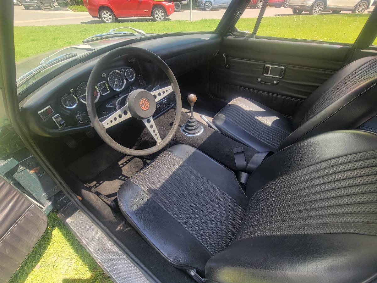 Mg-Gt-1970-green-12