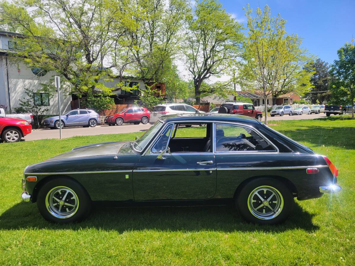 Mg-Gt-1970-green-7