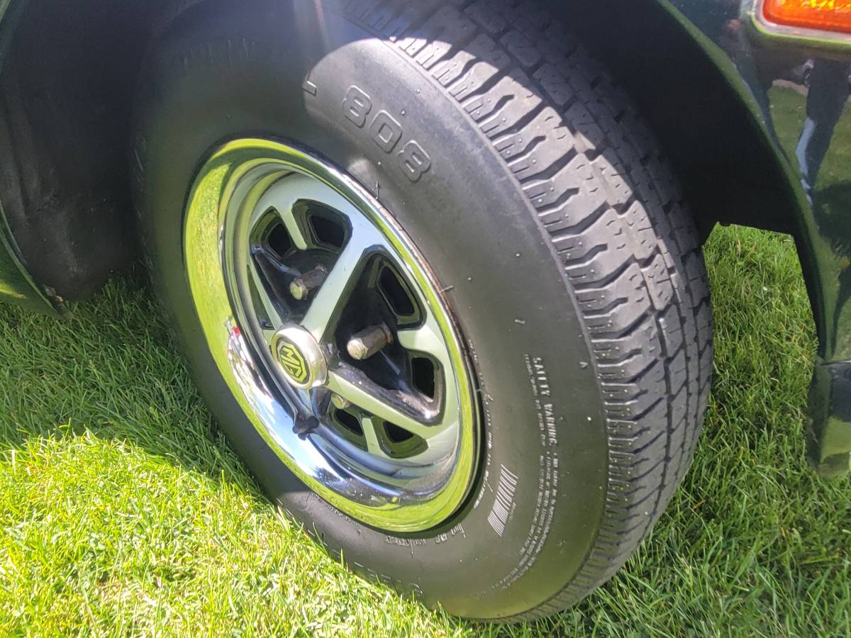Mg-Gt-1970-green-8