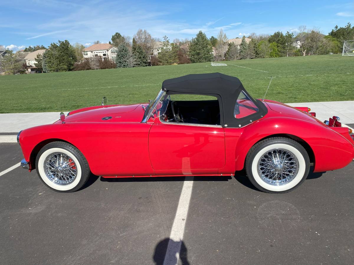 Mg Mga roadster  1961 red