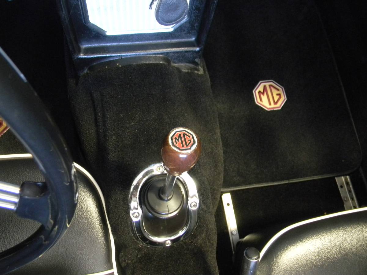Mg-Mgb-1963-13
