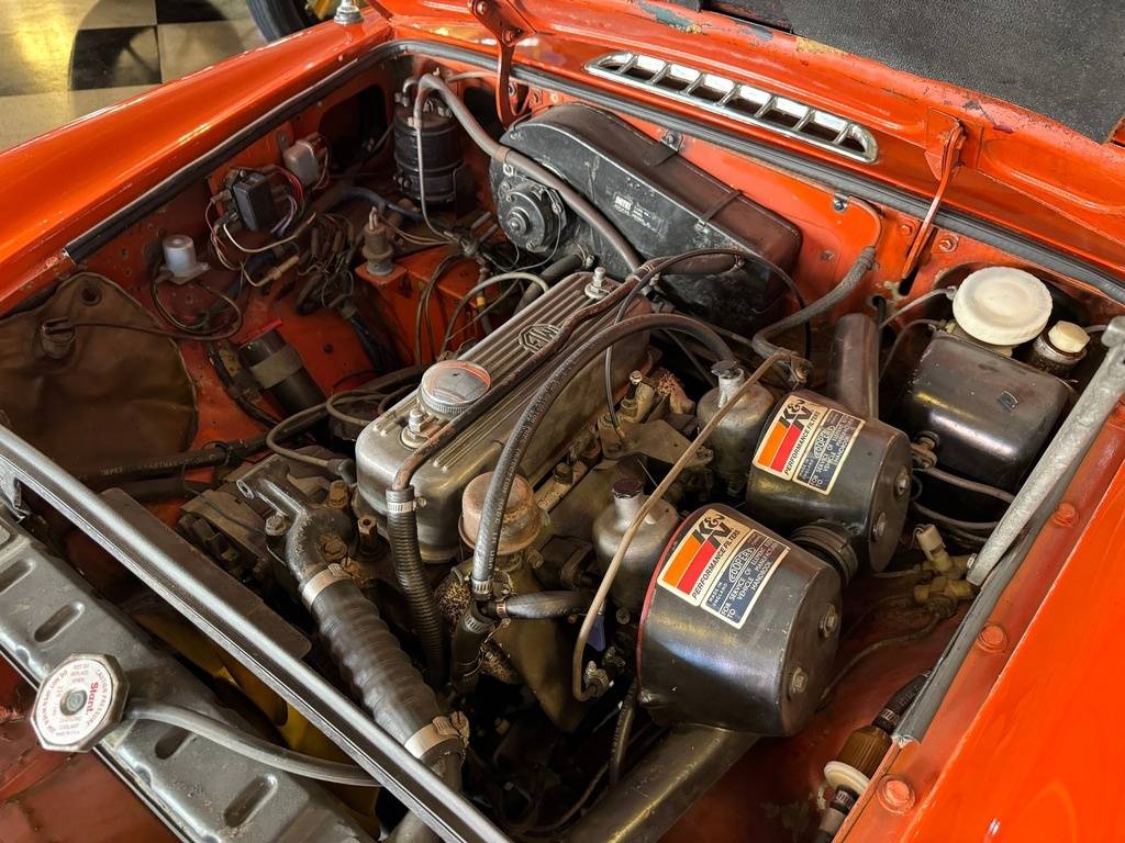 Mg-Mgbiii-1973-red-17