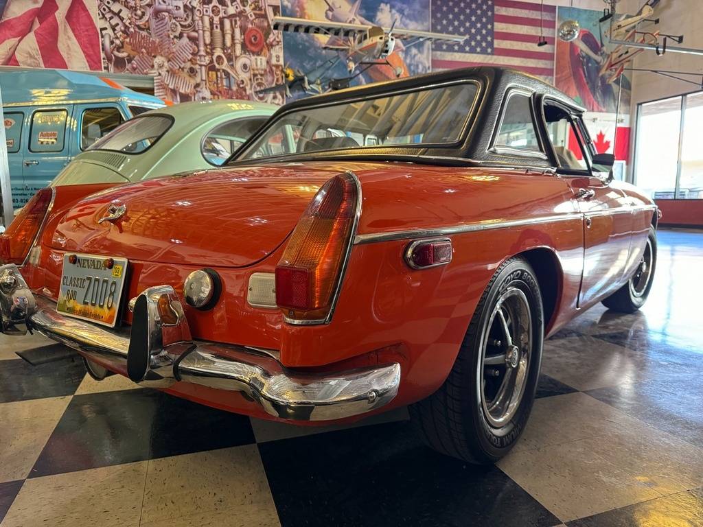 Mg-Mgbiii-1973-red-5